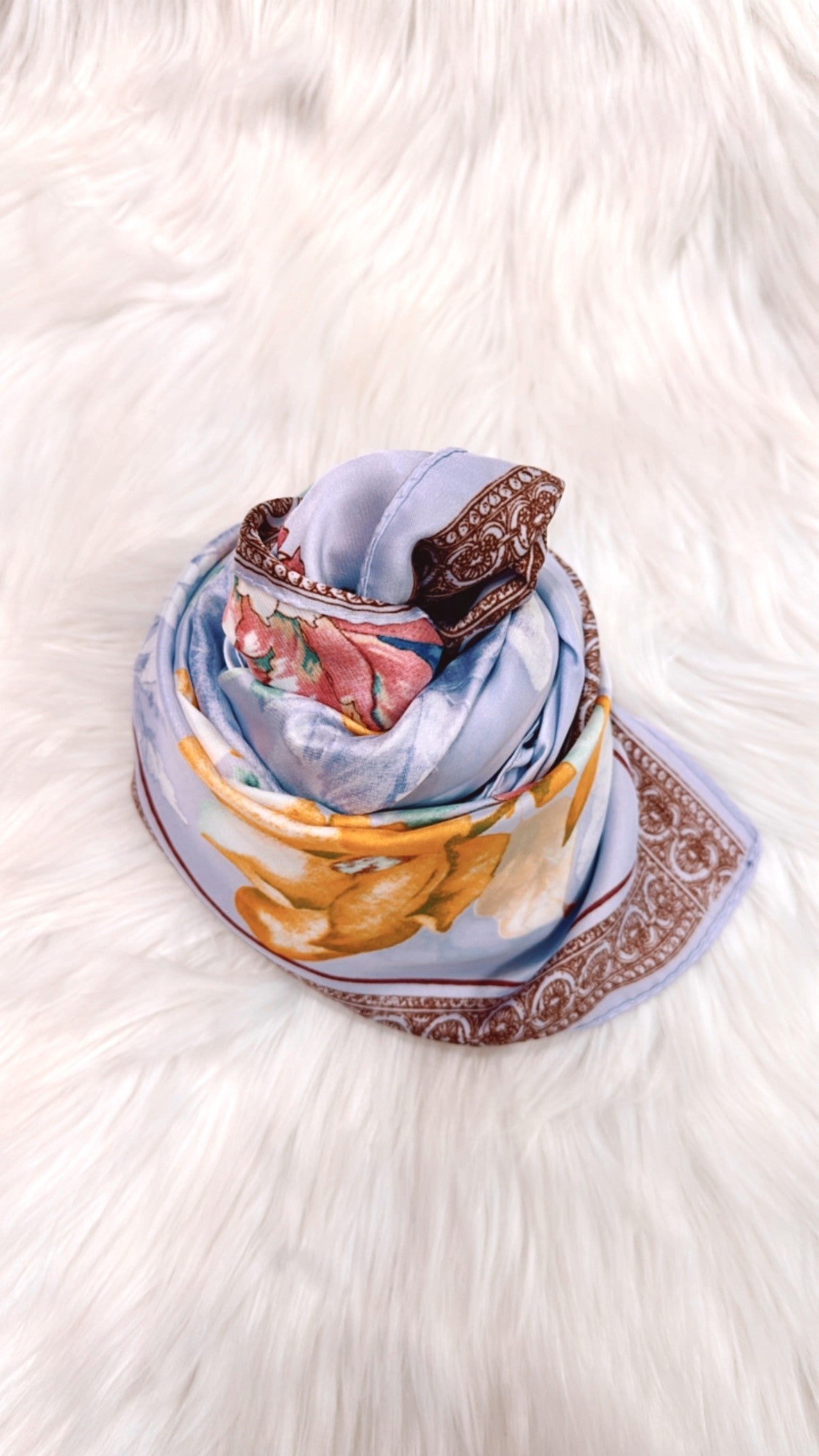 Pashmina Halsey