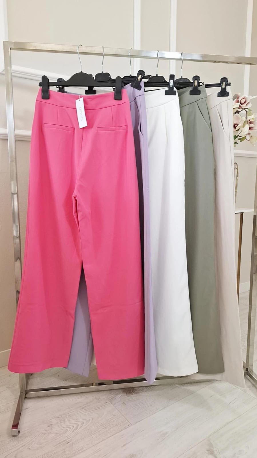 Pantaloni Nubia