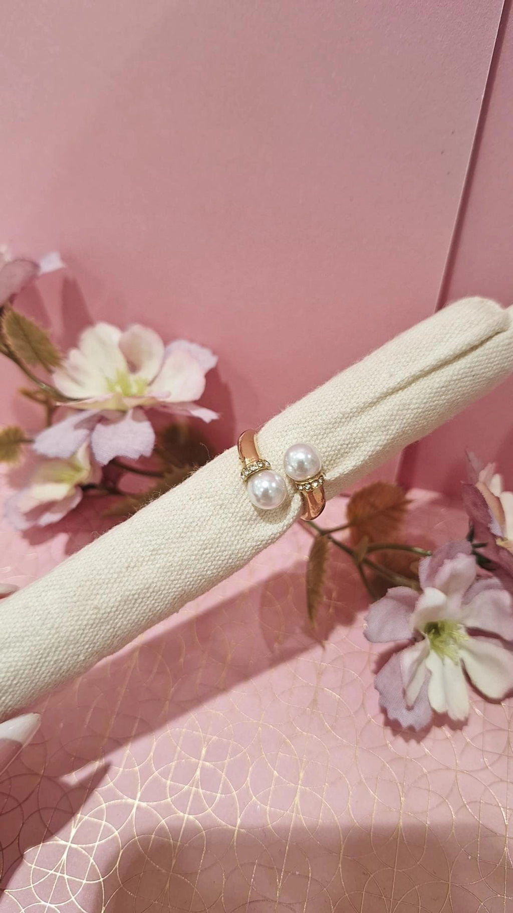 Anello June