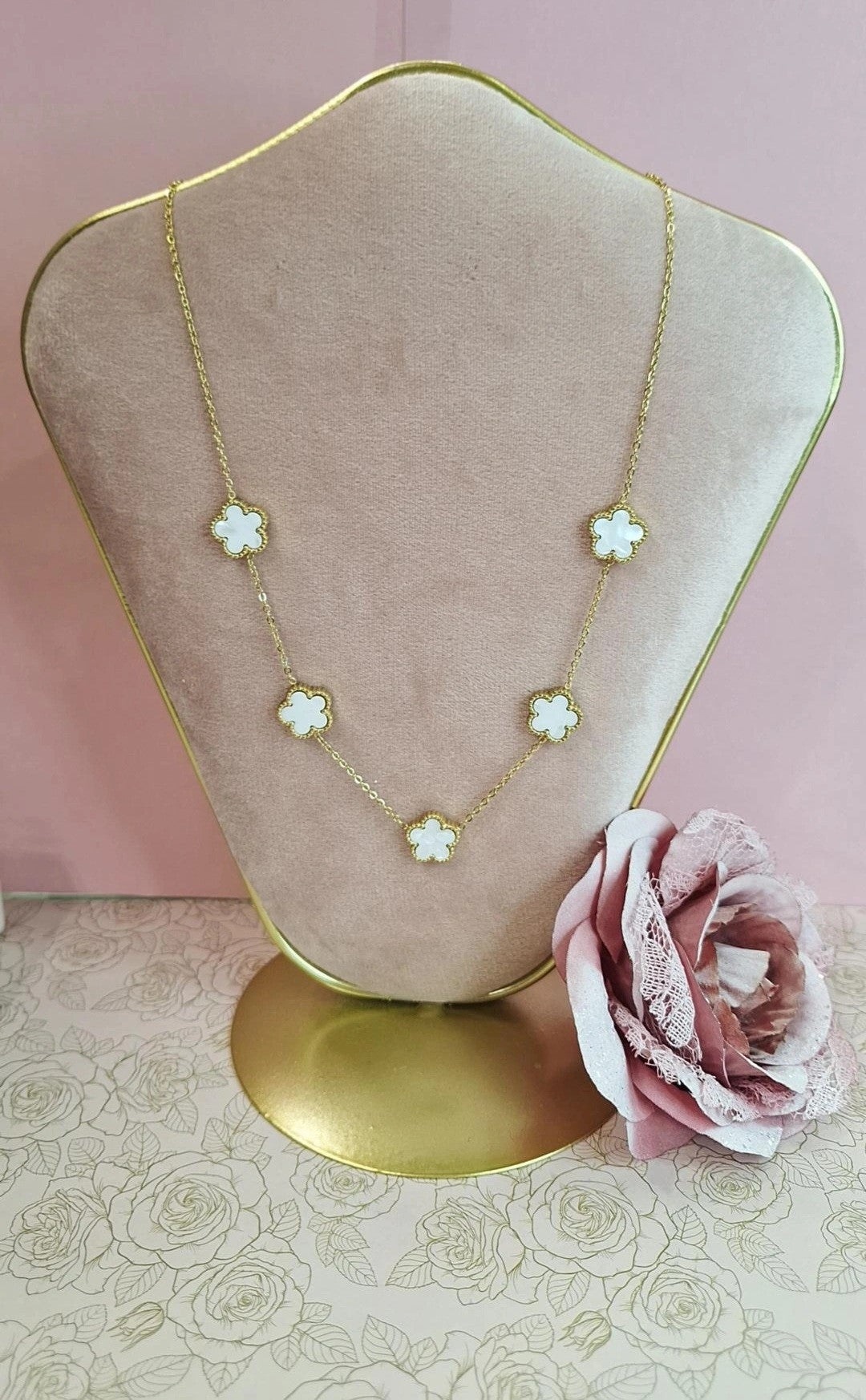 Collana Luana