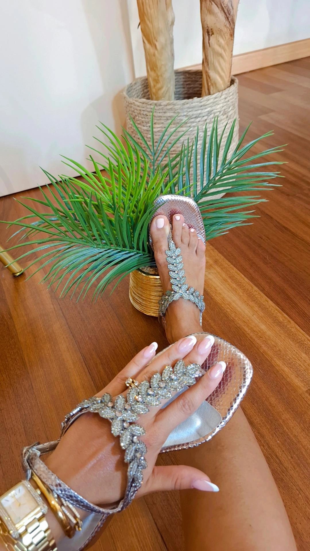 Sandali Raya