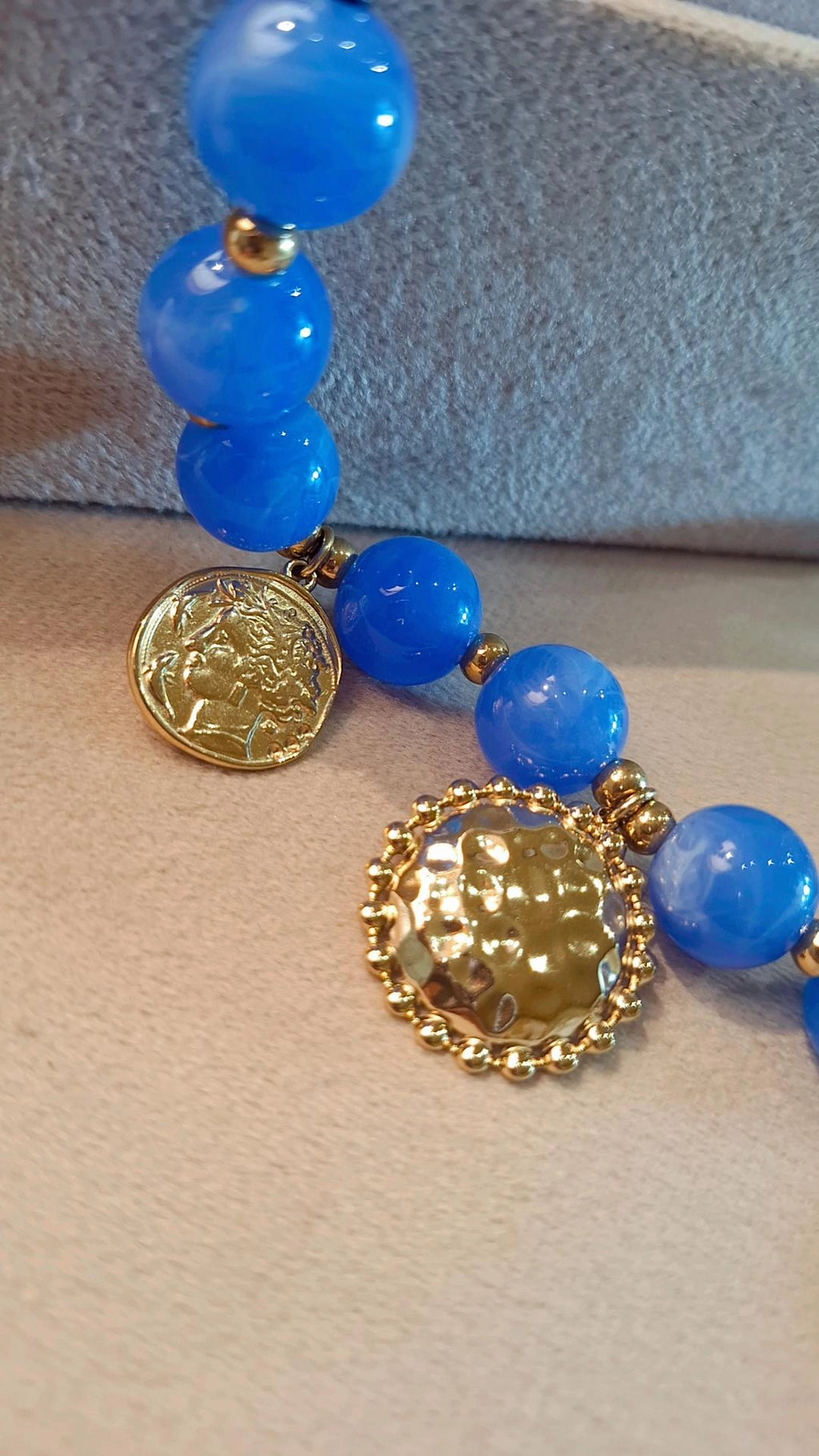 Collana Victoria