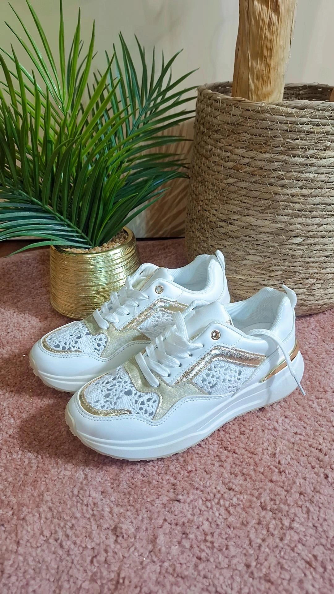 Sneakers Karlita